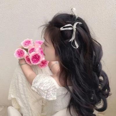 收集男人的女人 海报